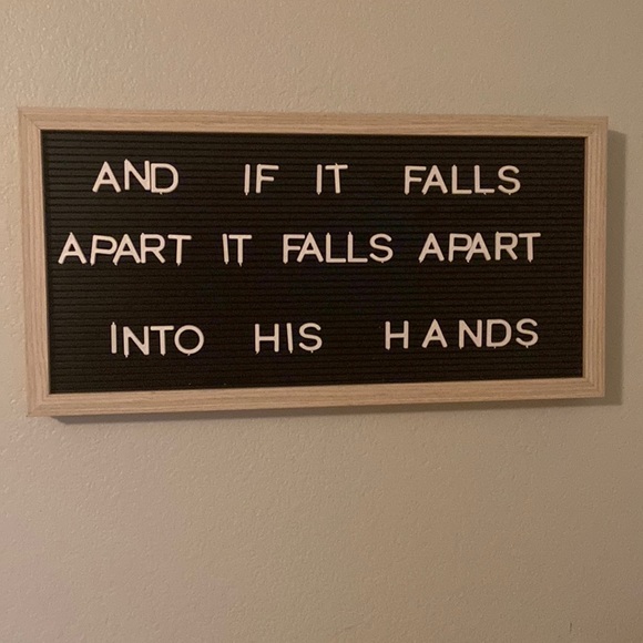 Letter board - Picture 1 of 1